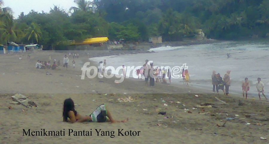 Fotografer.net - Galeri: Menikmati Pantai yang Kotor